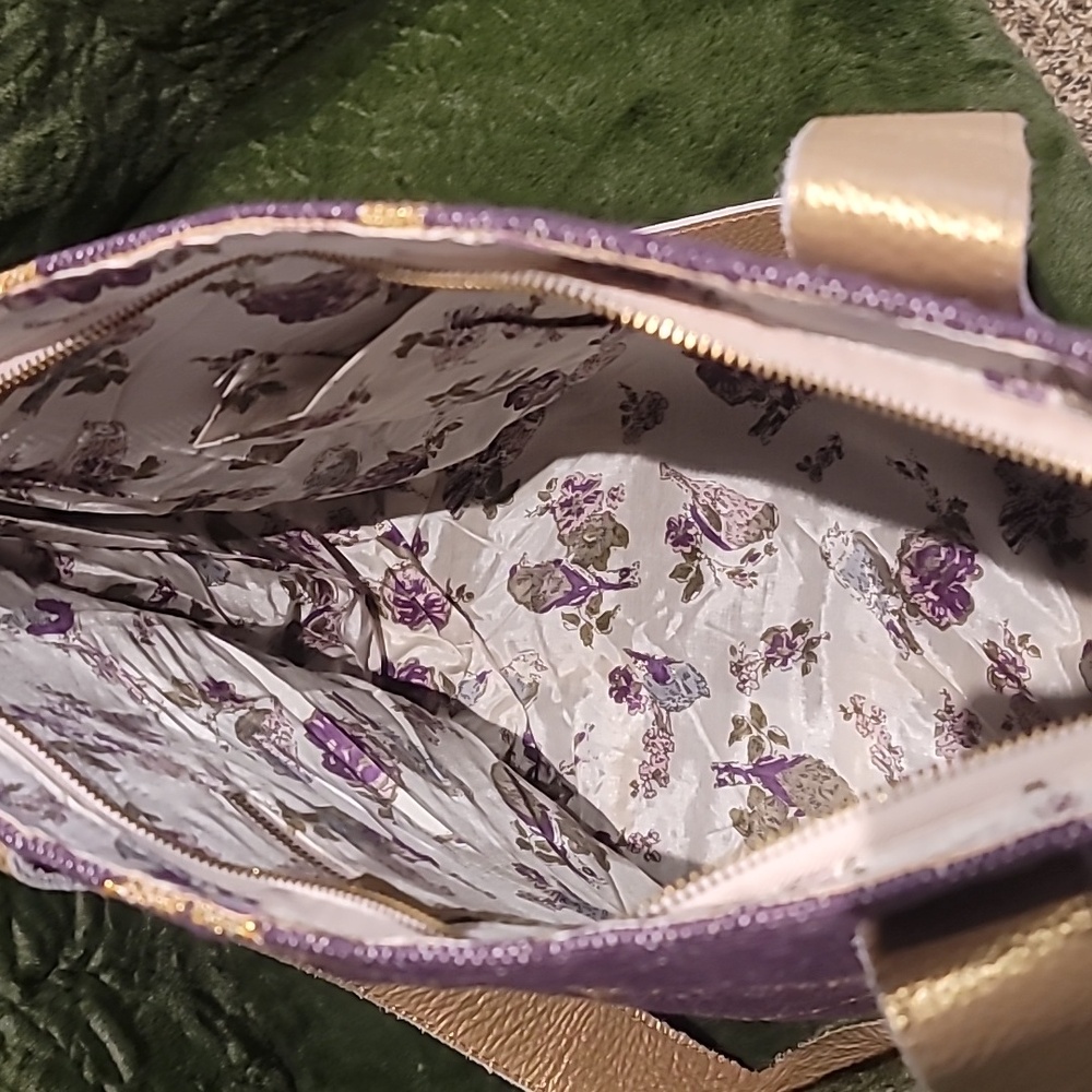 Viajera Imports Geometric Purple And Gold Tote with Metallic Pattern - Picture 6 of 9
